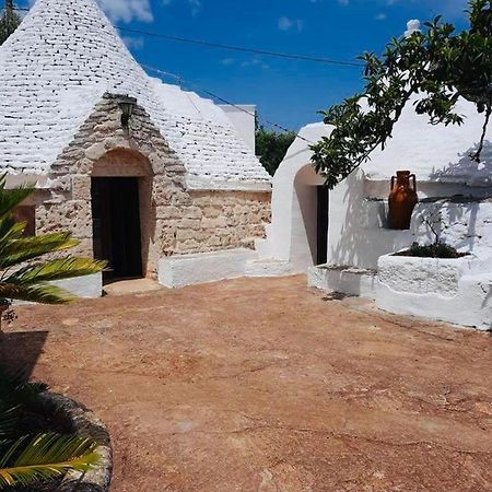 Trullo Antelmi Villa Ceglie Messapica Exterior photo